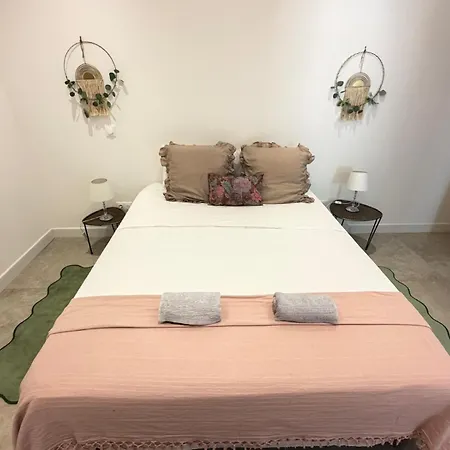 Lägenhet T2 Lumineux & Cosy Avec Parking Prive Gratuit Sur Les Hauteurs De Bastia (Corsica)